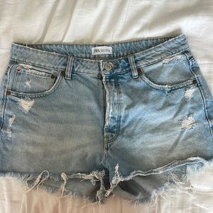 Zara shorts size 10!